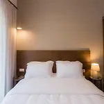 Ploumis Seaside 4* Ставрос