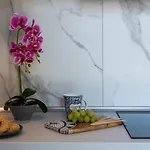 Ploumis Seaside Апарт-отель Ставрос