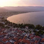 Ploumis Seaside 4* Ставрос