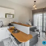 Апарт-отель Ploumis Seaside 4*
