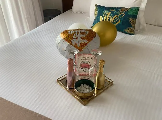 Ploumis Seaside Aparthotel